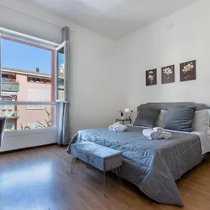  Affittacamere Hesa House